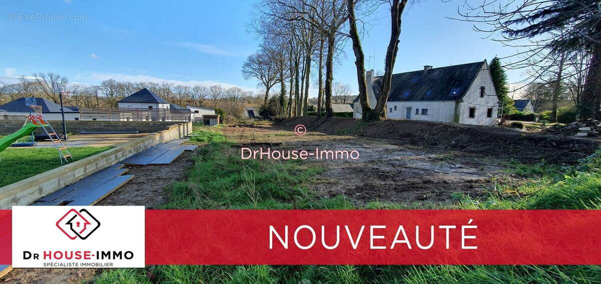 Terrain à PONTIVY