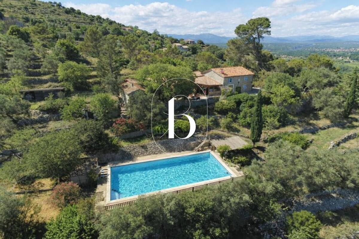 Propriété avec vue exceptionnelle - photo 1