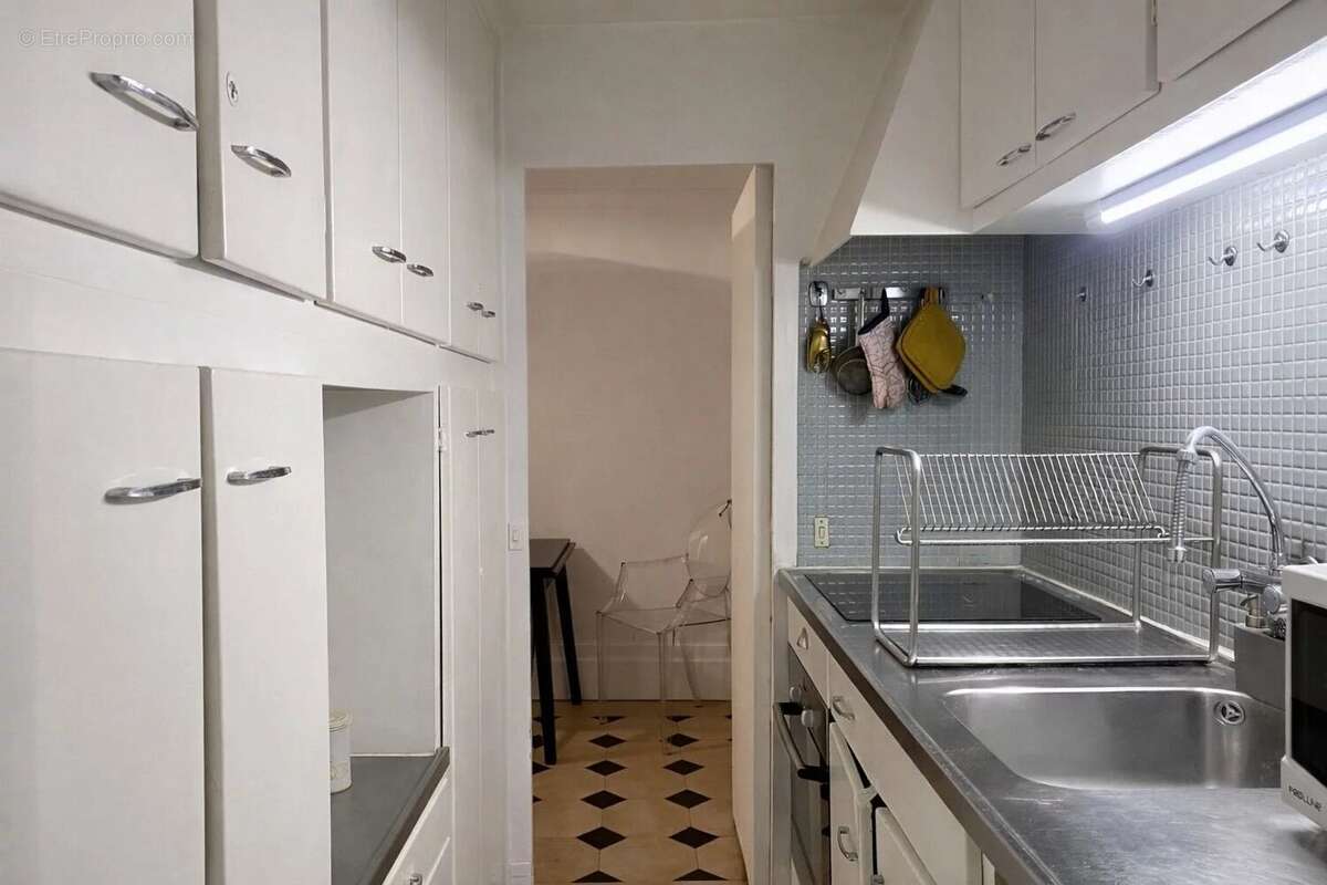 Appartement à PARIS-6E