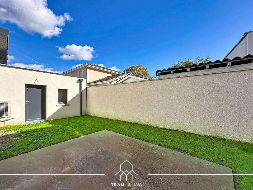 Maison à SAINT-ROMAIN-EN-GAL