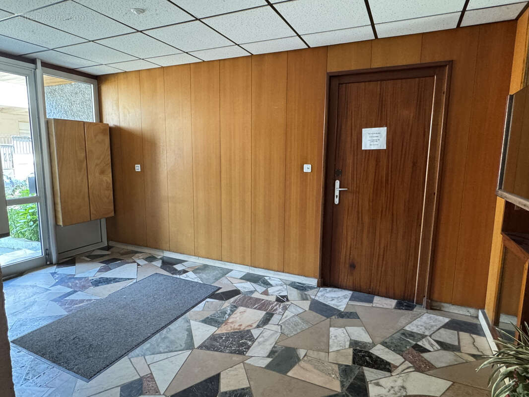 Appartement à SAINT-ETIENNE