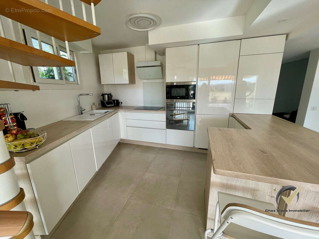 Appartement à LE CANNET