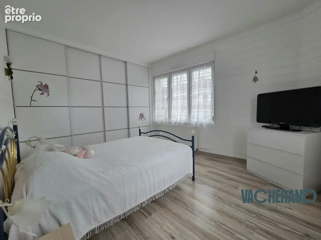 Maison 6 pièces 126 m² à vendre à Bailleul (59270) - photo 5