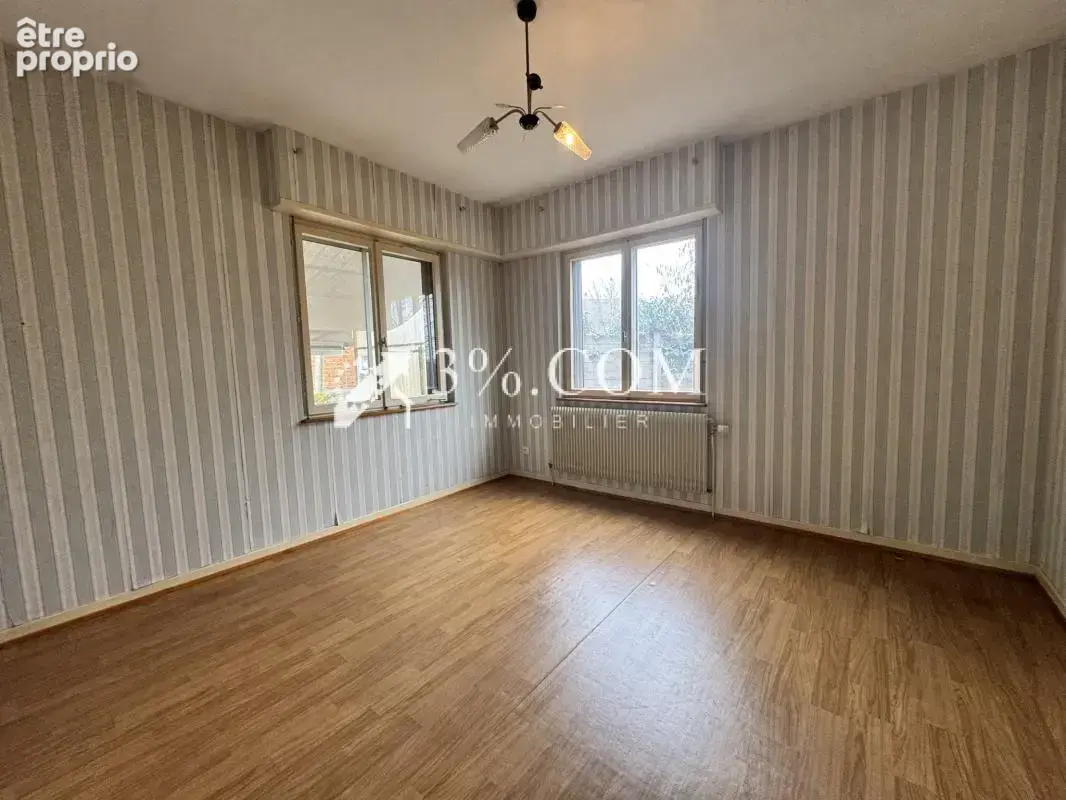 3%COM Maison à rénover avec jardin - photo 7