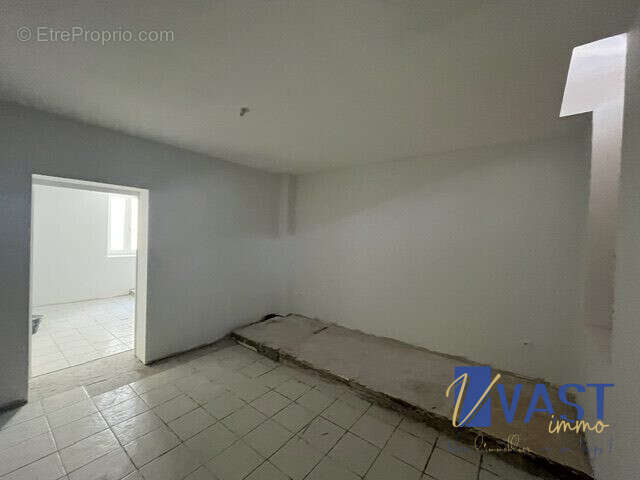 Appartement 34 m² à Lille  - photo 4