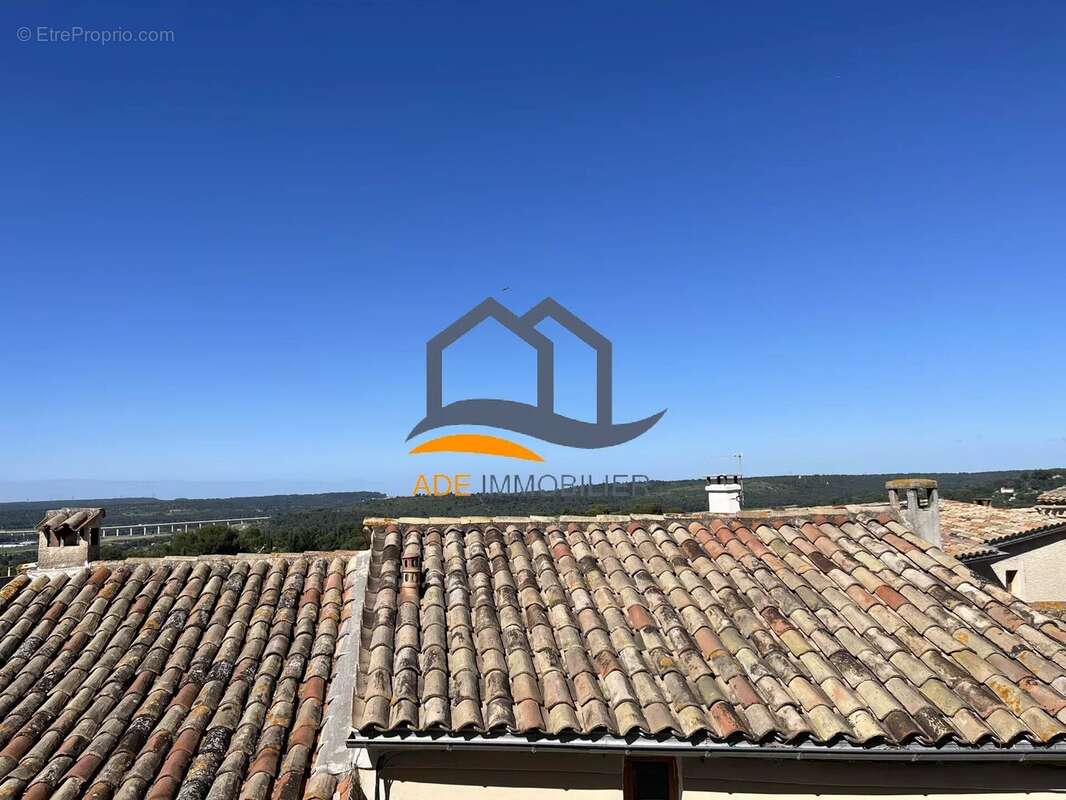 Appartement à EGUILLES