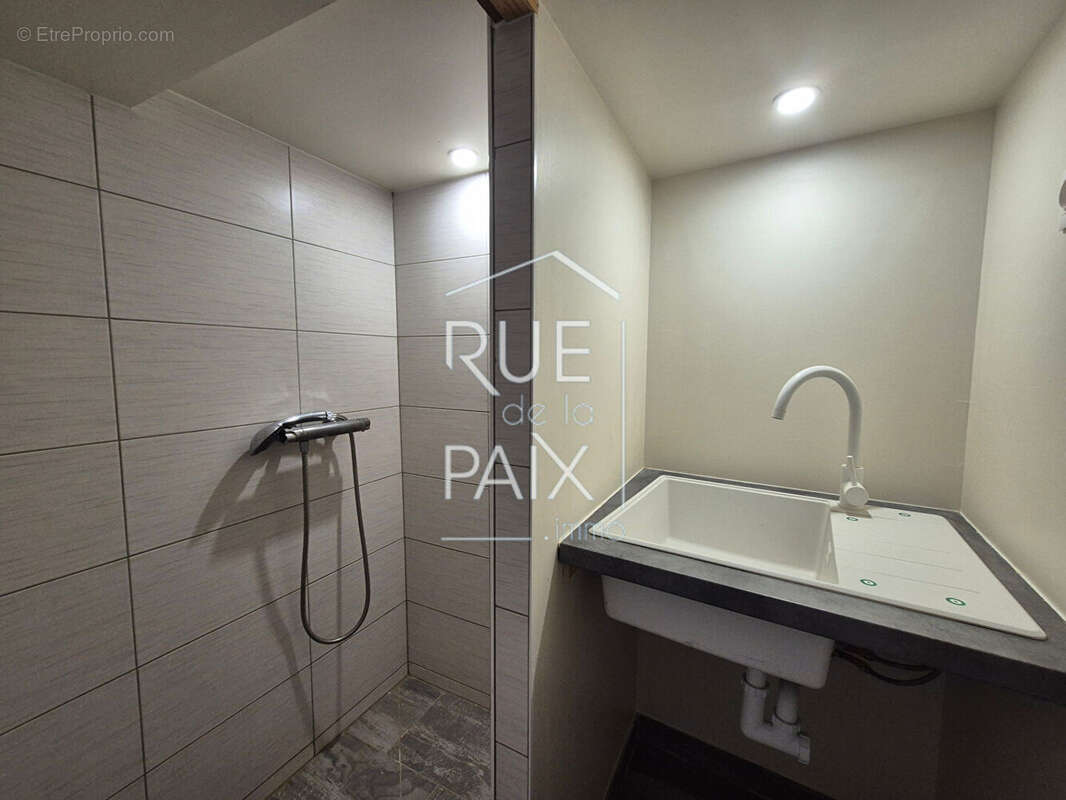 Immeuble Mixte LOUDUN CENTRE-VILLE 106 m² - 4 Pièces - photo 12