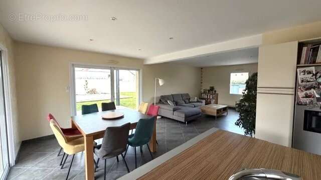 Maison à SAULON-LA-RUE