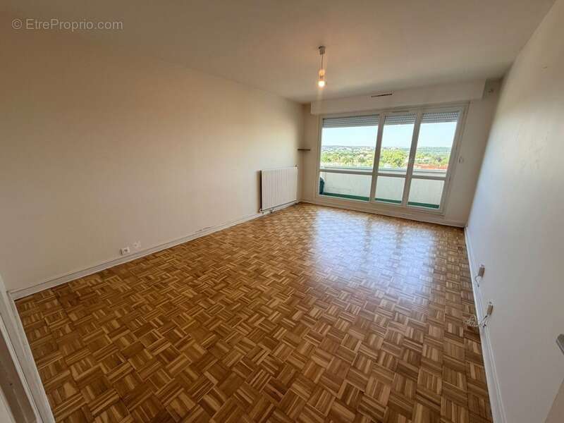 Appartement à vendre 3 pièces CHATOU (78) - photo 4