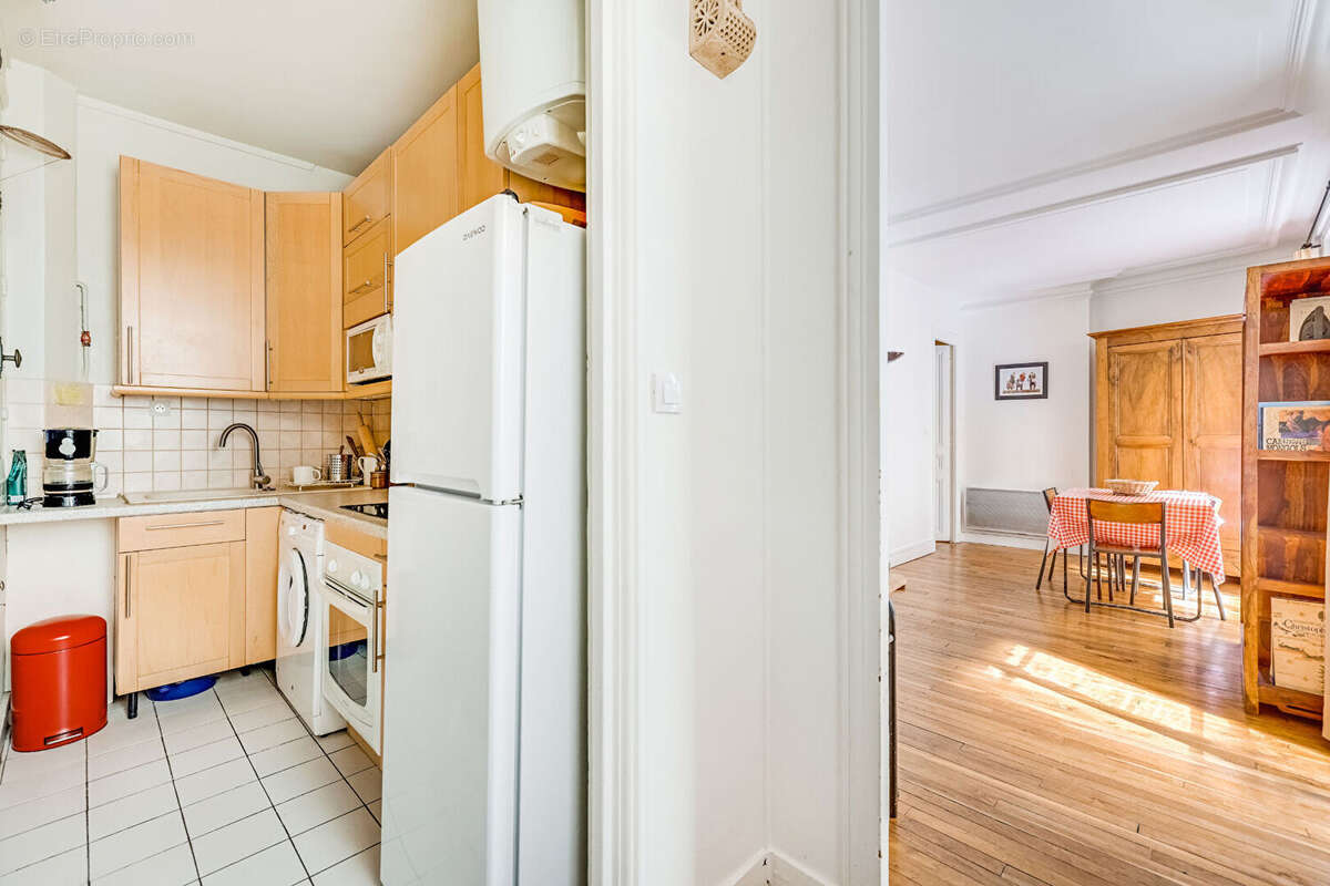 Appartement à PARIS-18E
