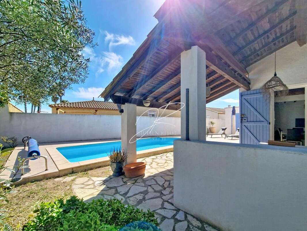 Photo 2 - Maison à SAUVIAN