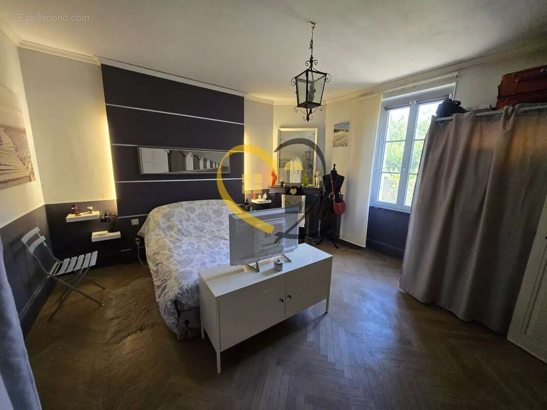 À vendre – Maison de village à Humbligny (18250) - photo 3