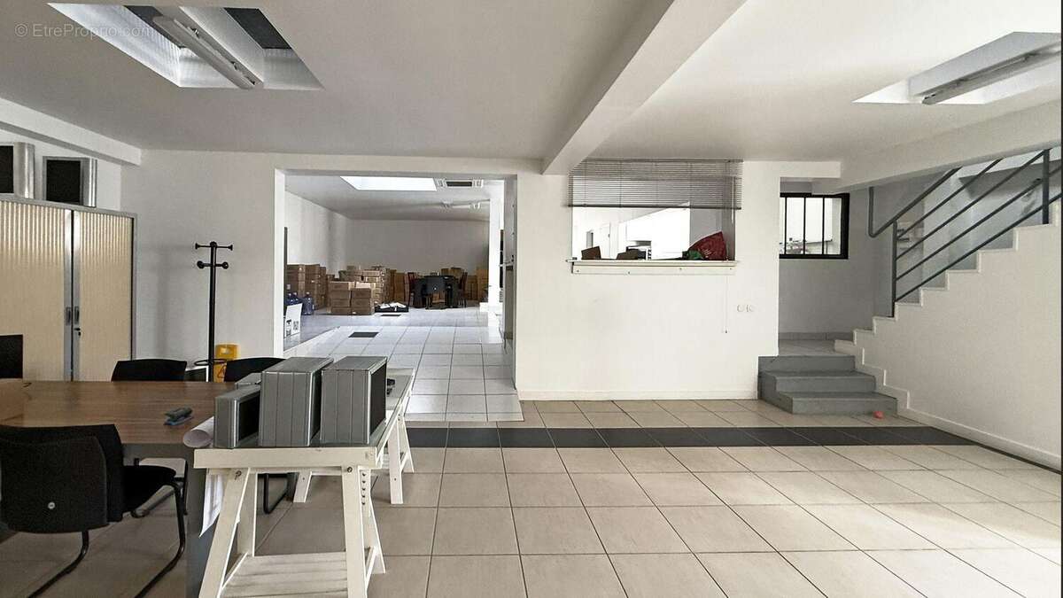 Commerce à ORMESSON-SUR-MARNE