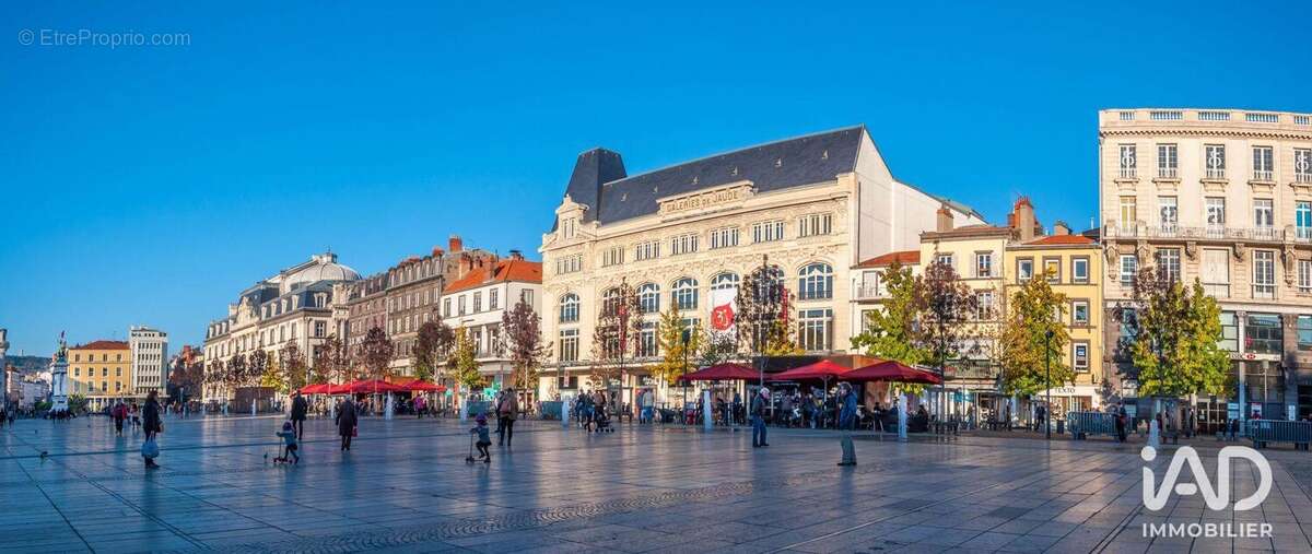 Photo 2 - Commerce à CLERMONT-FERRAND