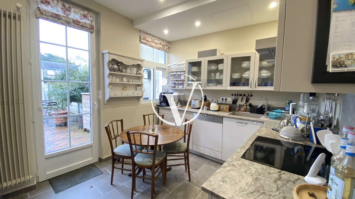 Maison 140 m² à Vendome  - photo 7