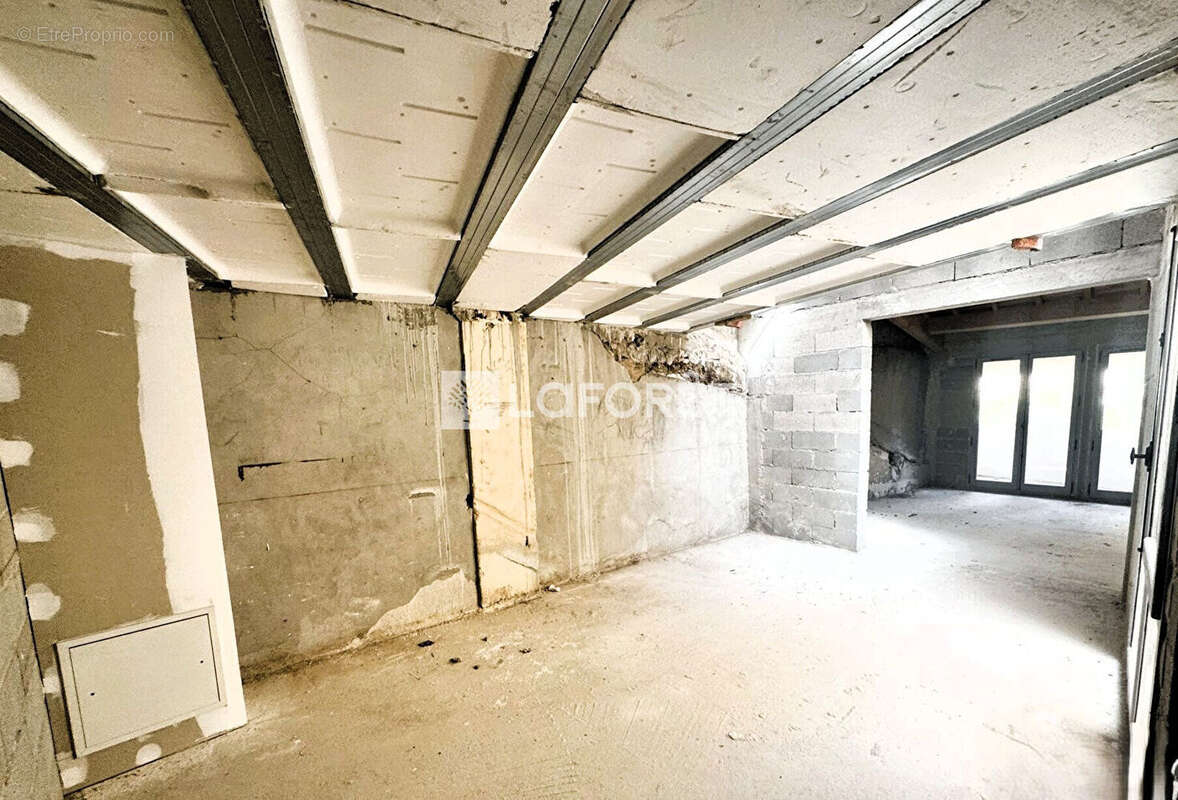 Maison à SAINT-GILLES