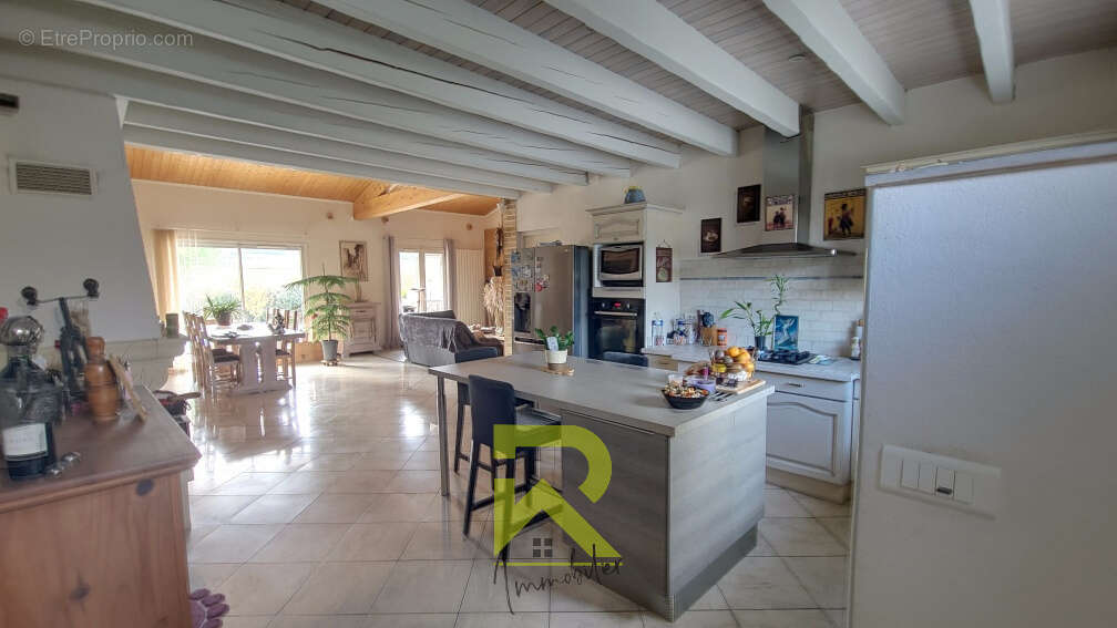 Maison à VILLASAVARY