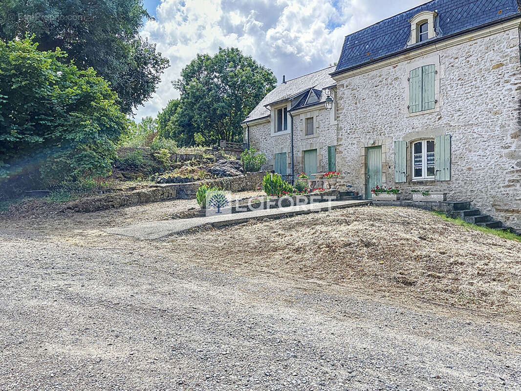 Maison à AIRVAULT