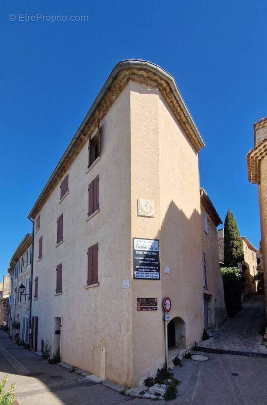 Maison 186m²  - 9 chambres - Fort potentiel au pied du Mont Ventoux - photo 1