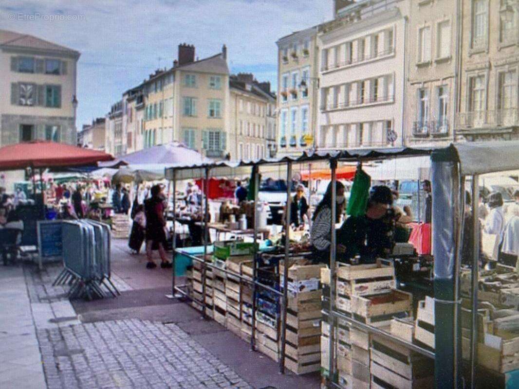 Commerce à LIMOGES