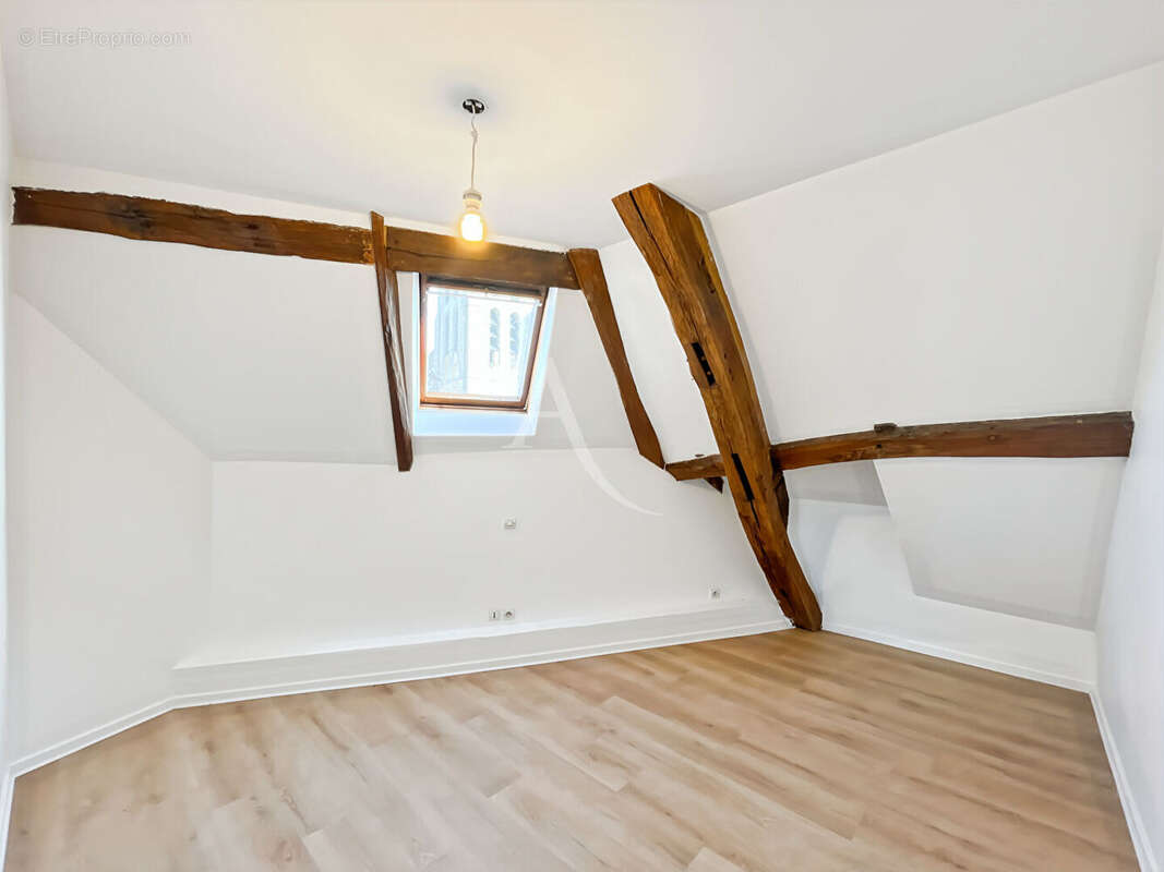 Appartement à GUIGNES