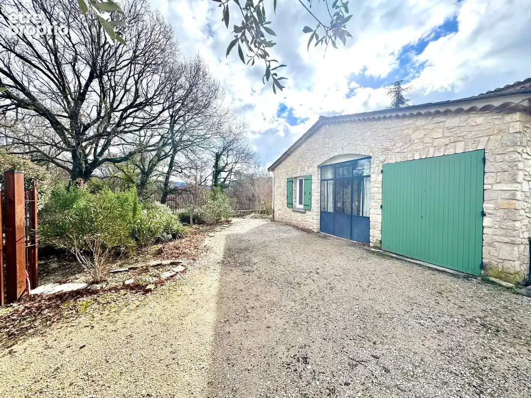 Vaison centre - villa en pierre - photo 22