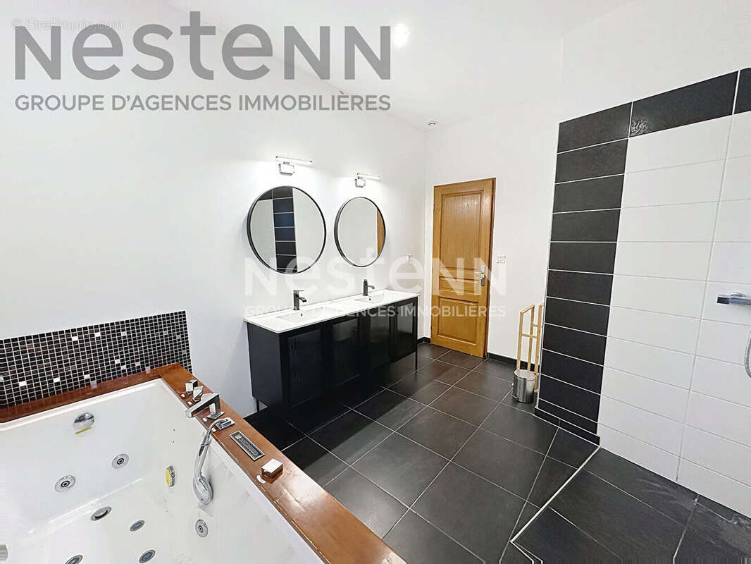 La Chaussée-Saint-Victor / magnifique maison contemporaine de 235 m² à découvrir ! - photo 13