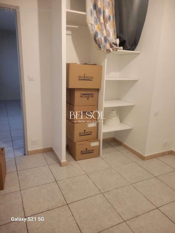 Chambre - Maison à LATOUR-BAS-ELNE