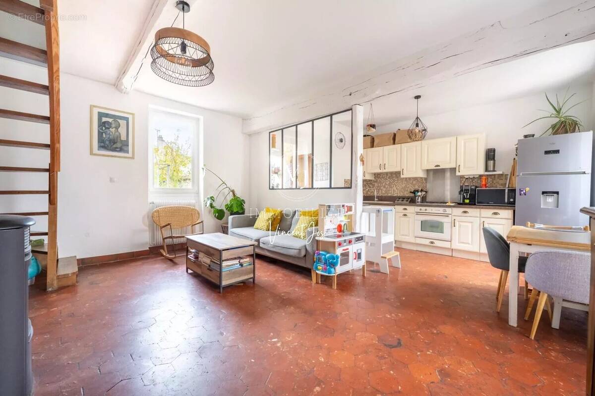 Maison à LES MUREAUX