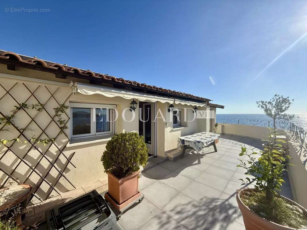 Appartement à MENTON