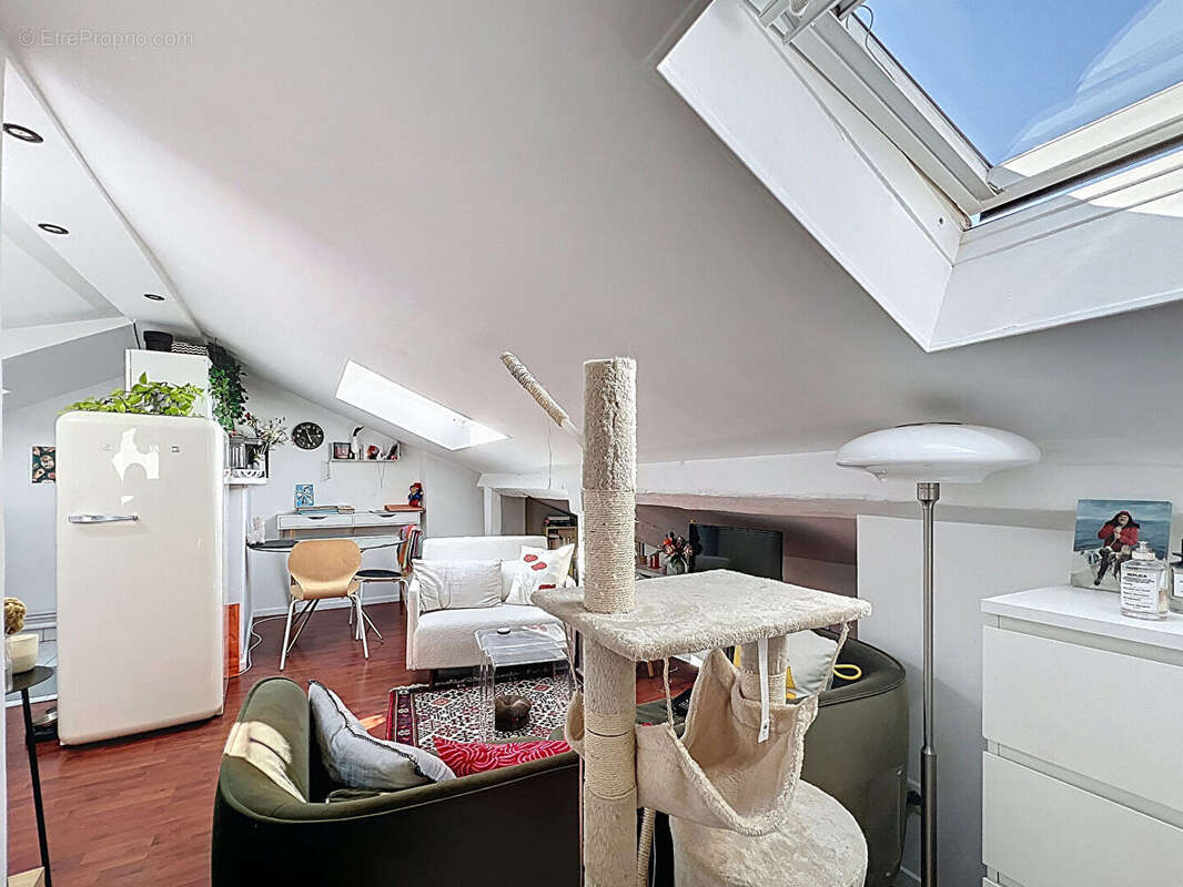 Appartement à SURESNES