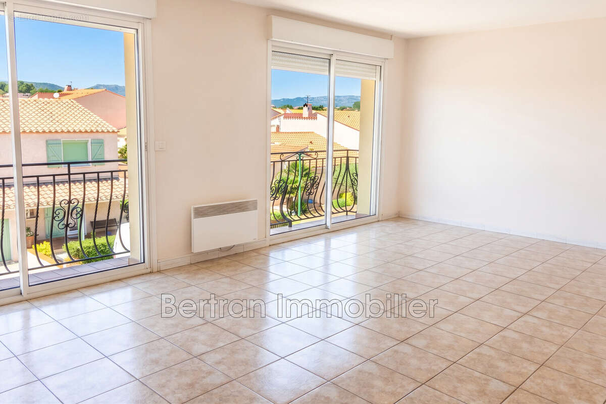 Maison 229 m² à Rivesaltes  - photo 2