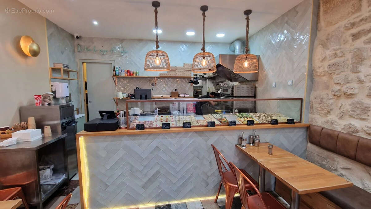 Commerce à PARIS-4E