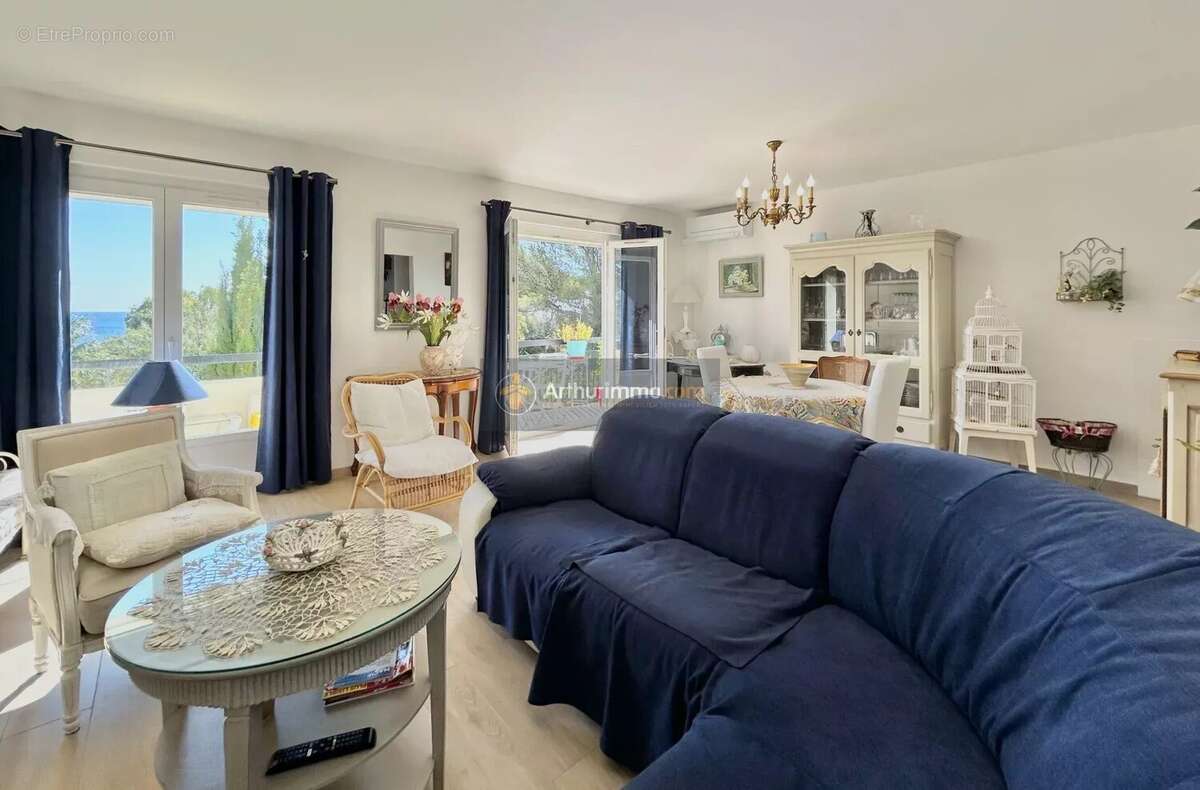 Appartement à FREJUS