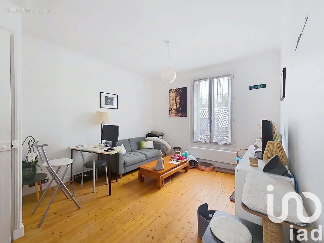 Photo 3 - Appartement à SURESNES