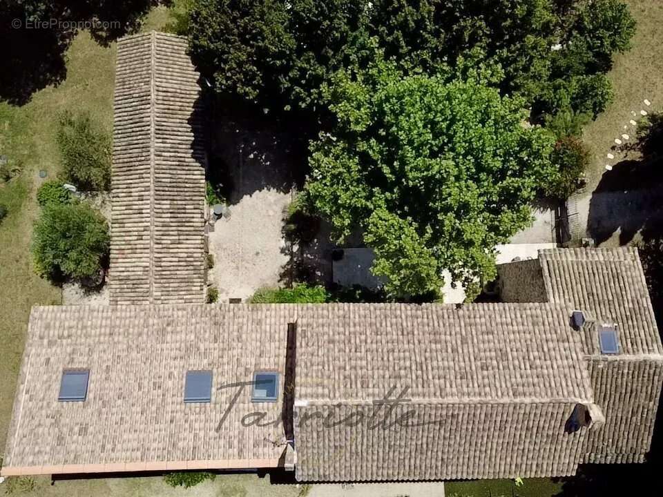 Maison à GRIGNAN