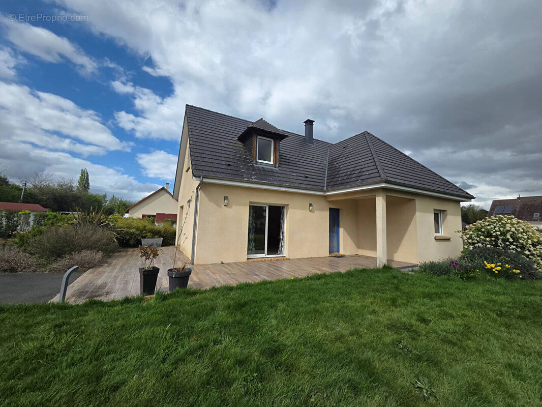 Maison à HONGUEMARE-GUENOUVILLE