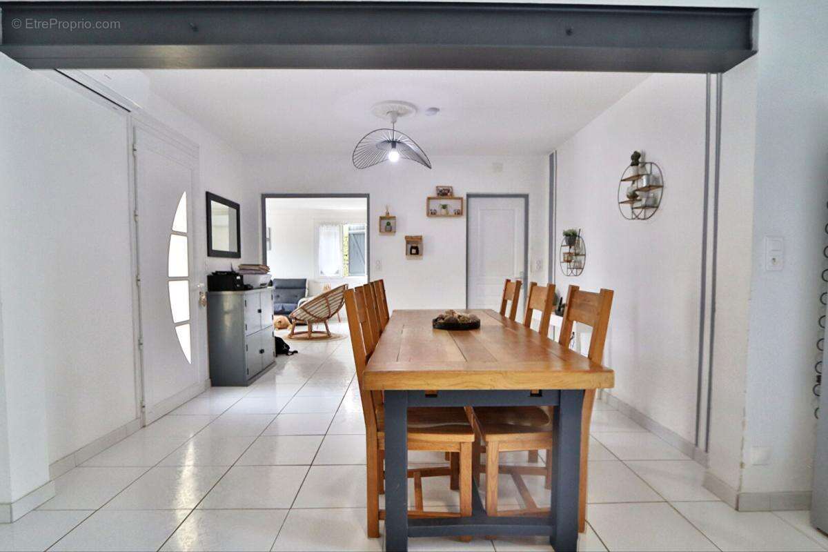 Maison à LEZIGNAN-CORBIERES