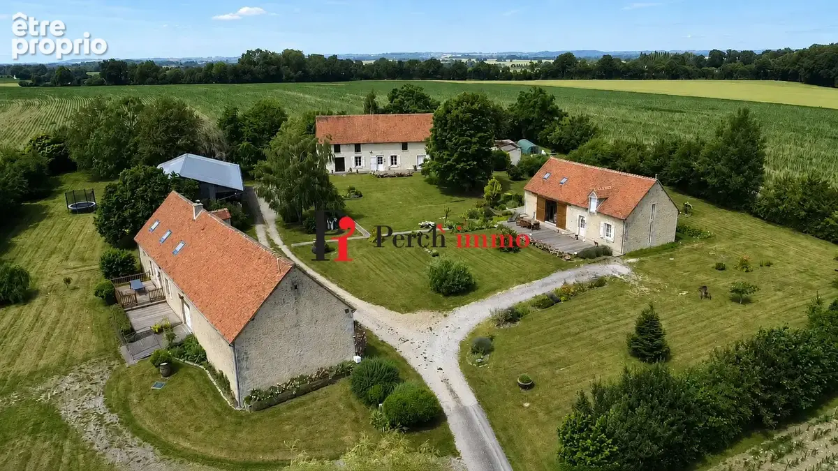 Maison 16 pièces 417 m² à vendre à Mortagne-Au-Perche (61400) - photo 2