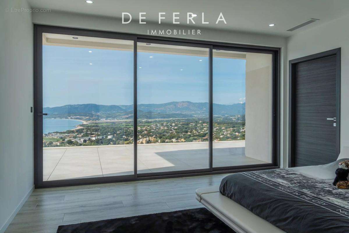 Propriété avec vue mer sur Porticcio - photo 12