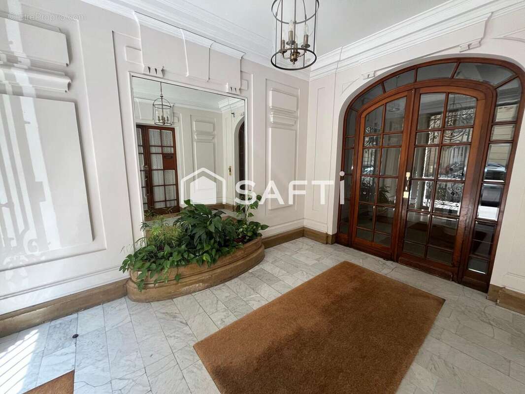 Photo 2 - Appartement à PARIS-7E