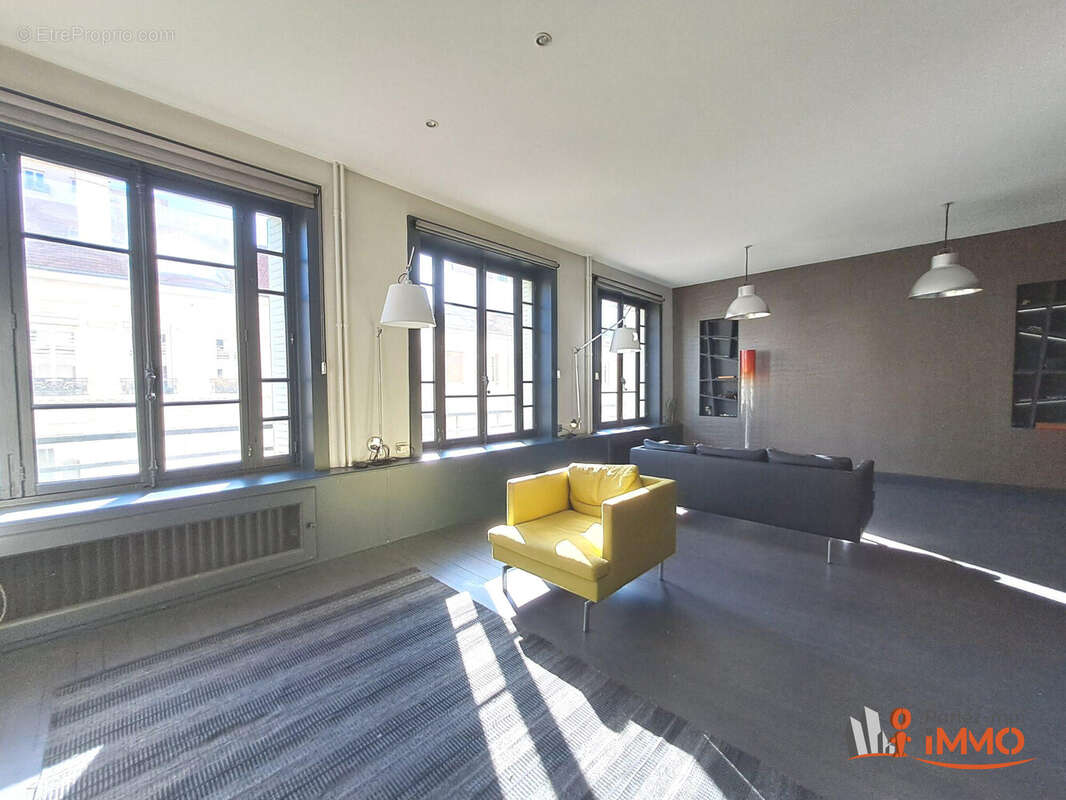 Appartement 120 m² à Saint-Etienne  - photo 5