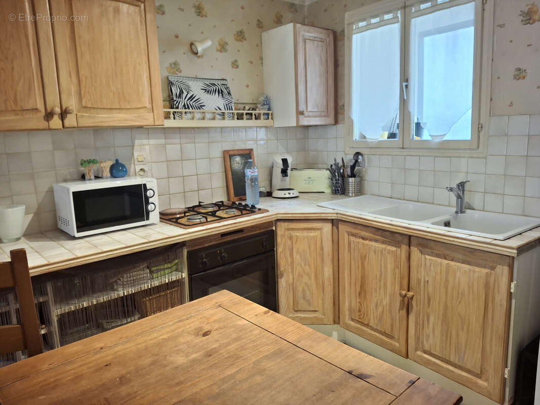 Special investisseur : appartement et garage bourgueil centre avec locataire. - photo 3