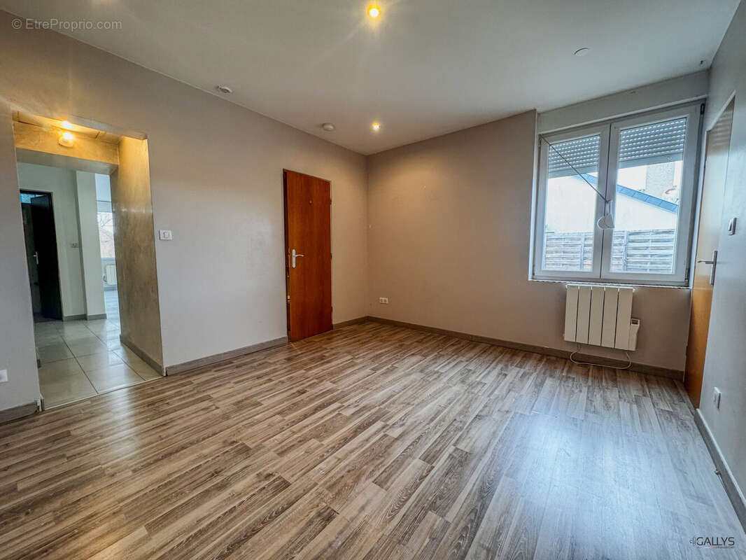 Appartement à GUENANGE