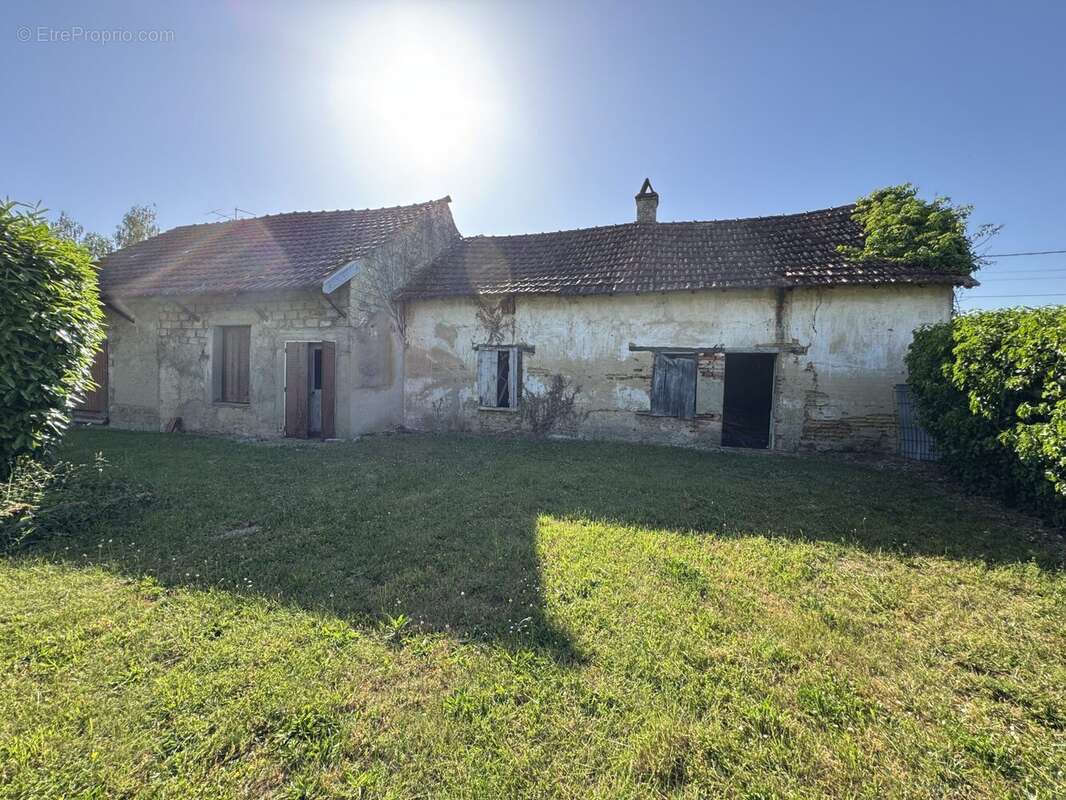 Maison à PETIT-NOIR