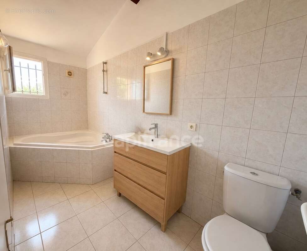 Maison à vendre 4 pièces 74 m2 avec jardin et garage PUYVERT (84) - photo 9