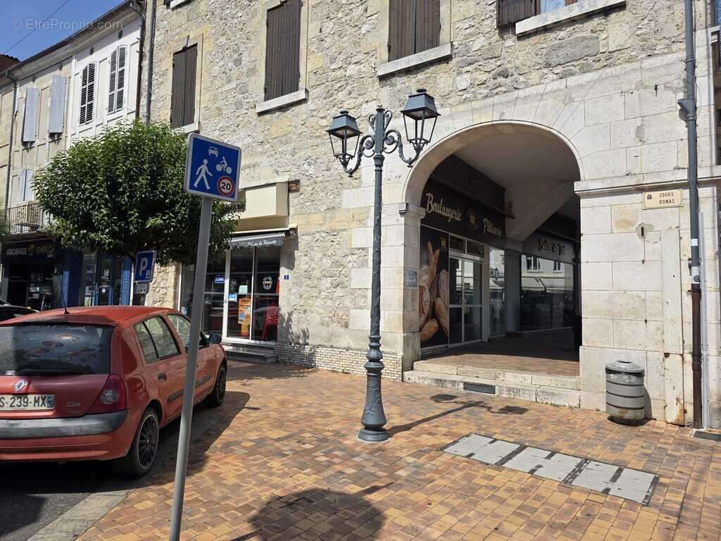 Boulangerie patisserie emplacement n°1 - photo 2