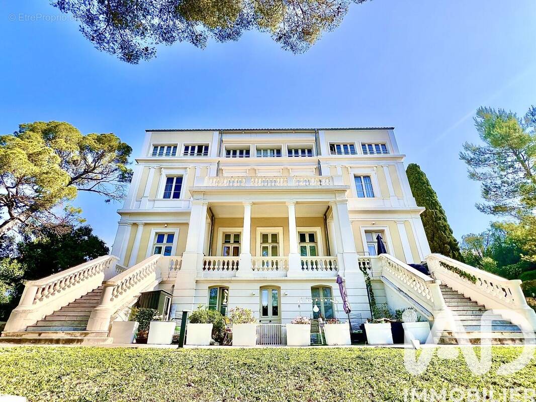 Photo 1 - Appartement à SAINT-RAPHAEL
