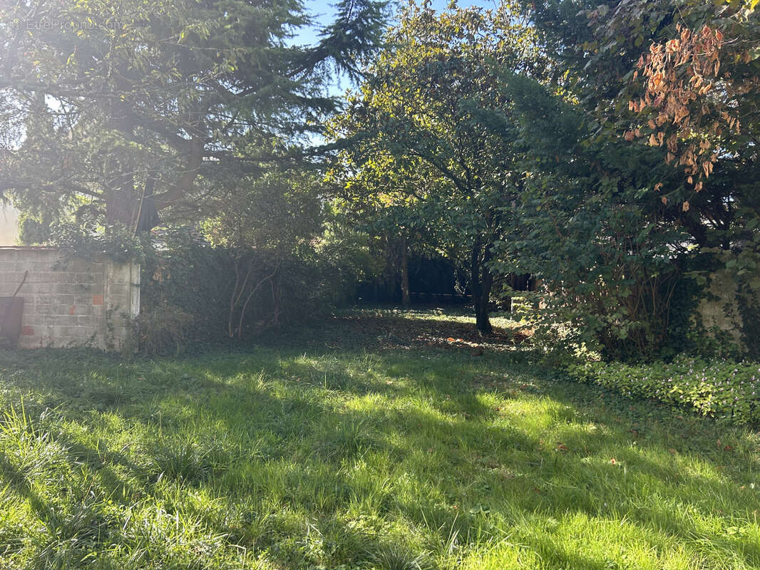 Maison à LE PERREUX-SUR-MARNE