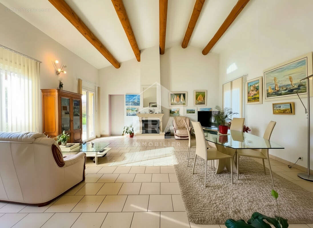 Maison à MAZAN